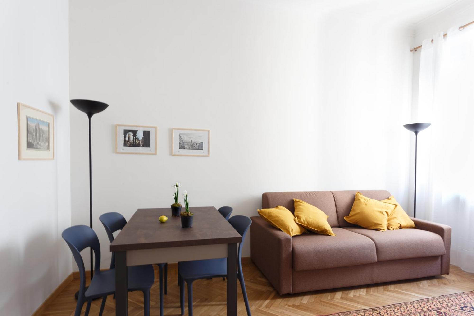 Renovated 3 Bedroom Apartment In The City Center Torino Exterior foto