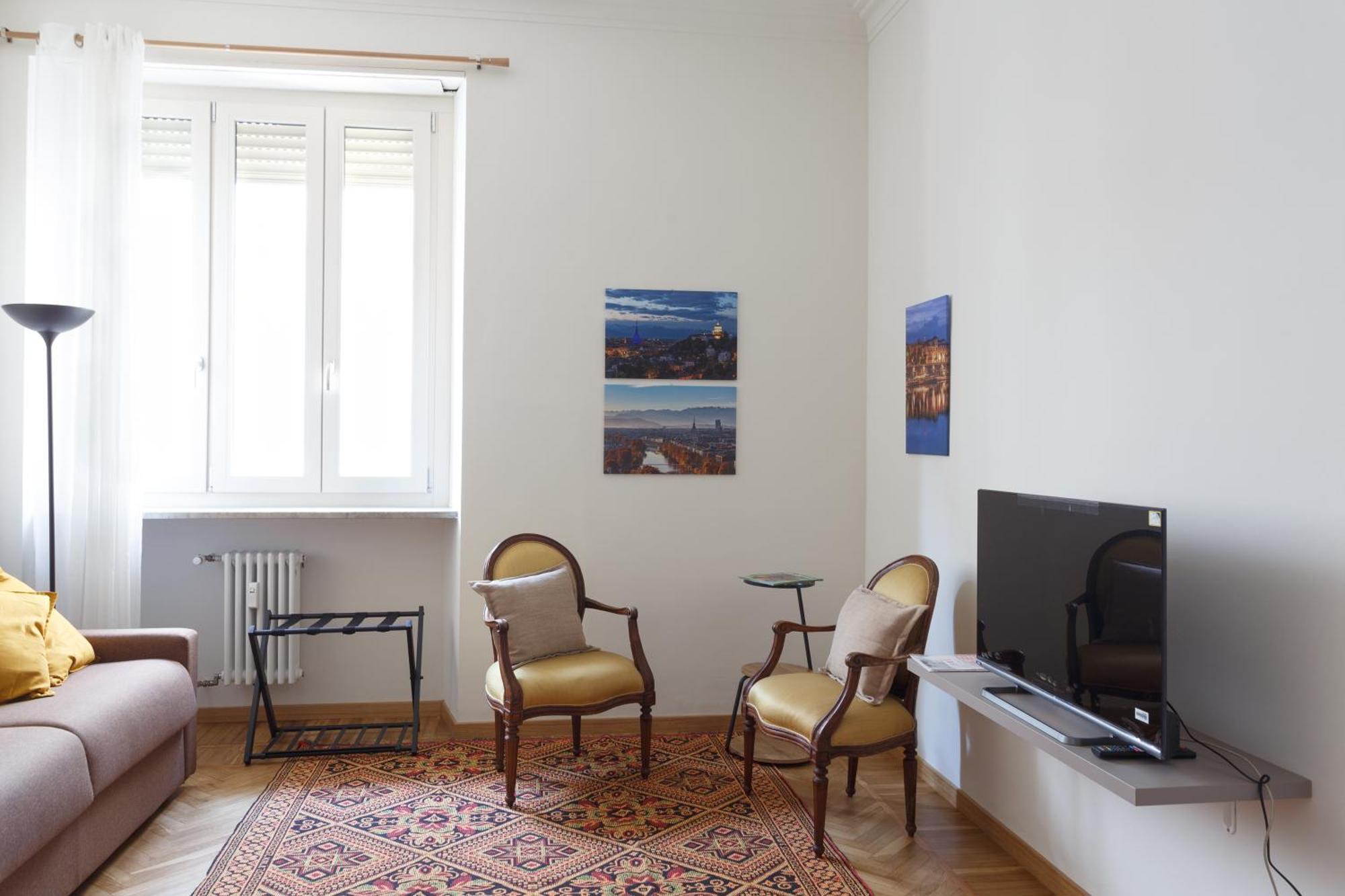 Renovated 3 Bedroom Apartment In The City Center Torino Exterior foto